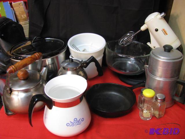 large lot of vintage kitchen, sunbeam mixer, ...
