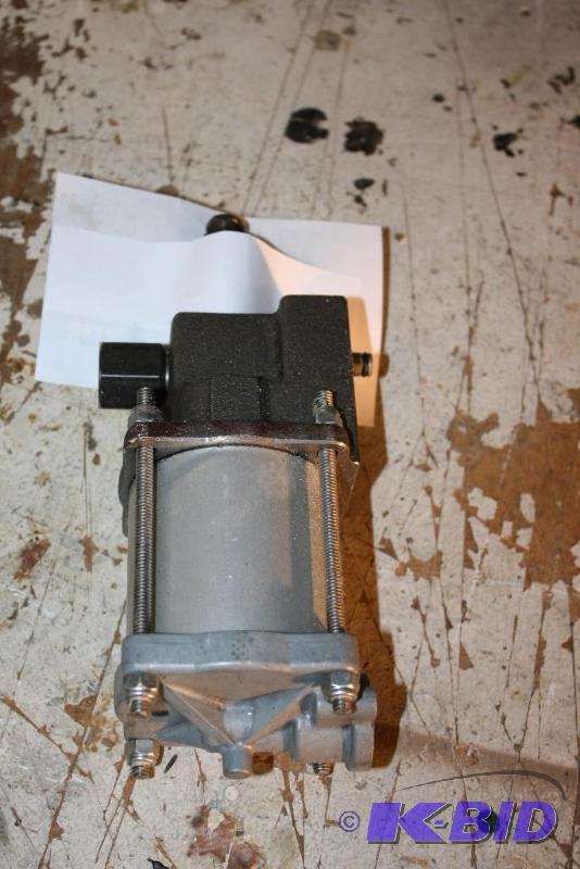 lot 52 image: Air Motor