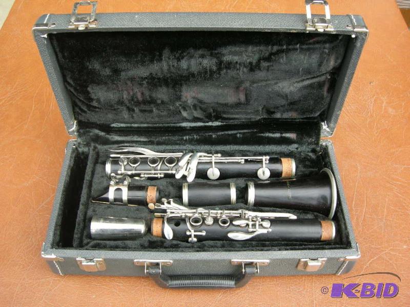 lot 108 image: Vintage Clarinet