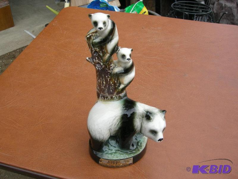 lot 119 image: Vintage Jim Beam decanter