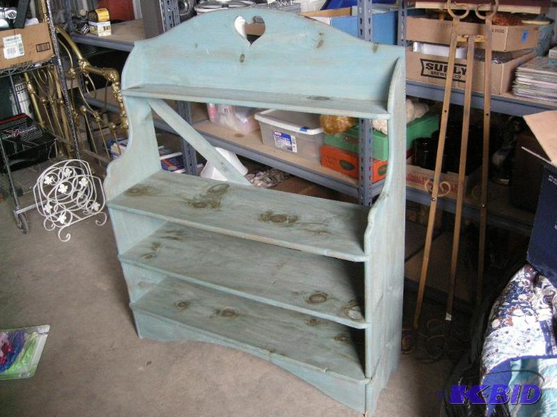 lot 144 image: Pine Display shelf