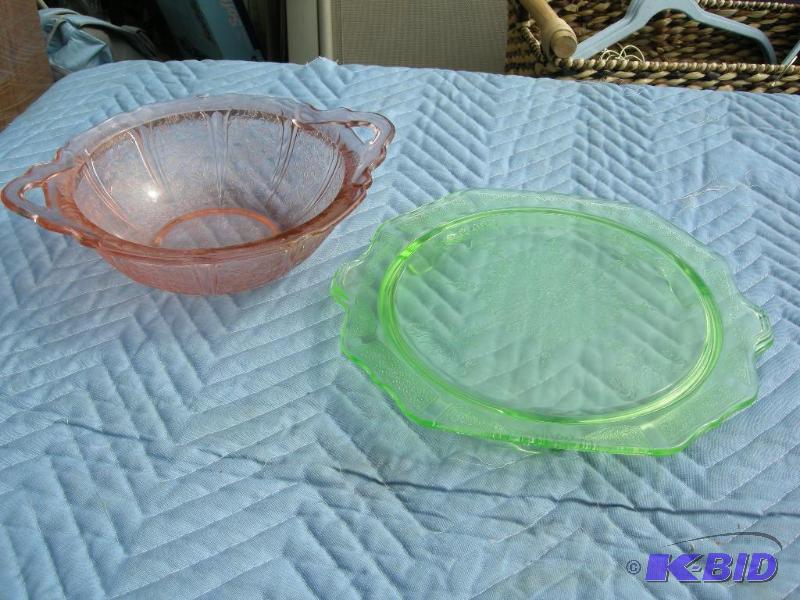 lot 15 image: Depression Glass