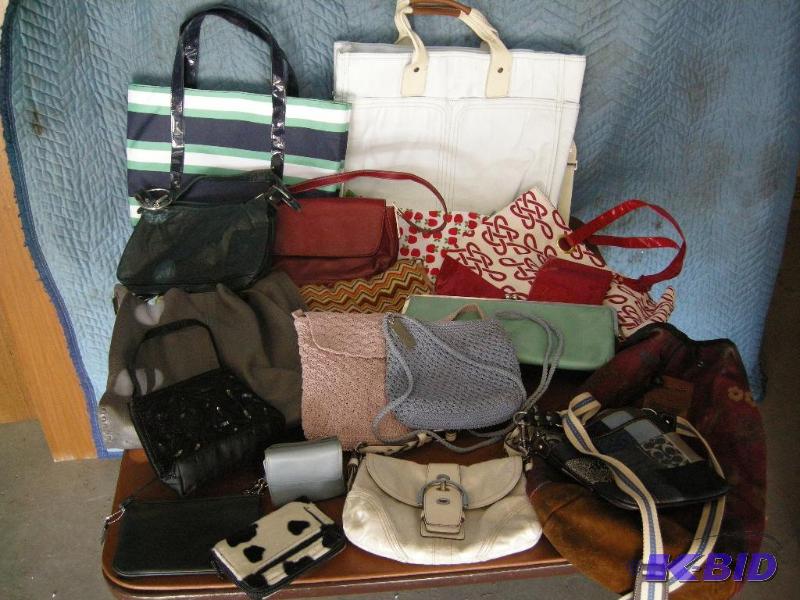 lot 171 image: Designer womens bags
