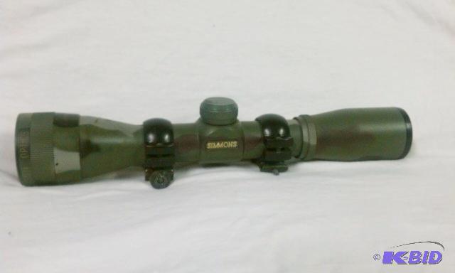 lot 183 image: Simmons Crossbow Scope