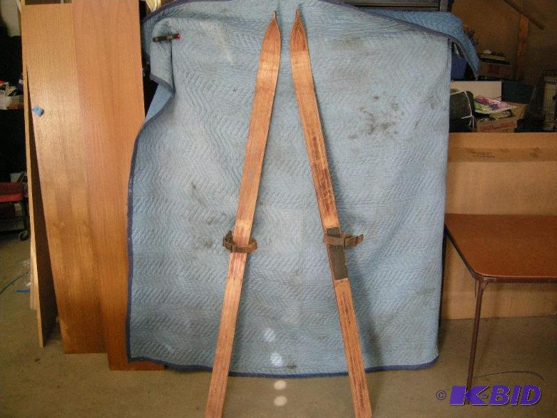 lot 32 image: Antique wood skis