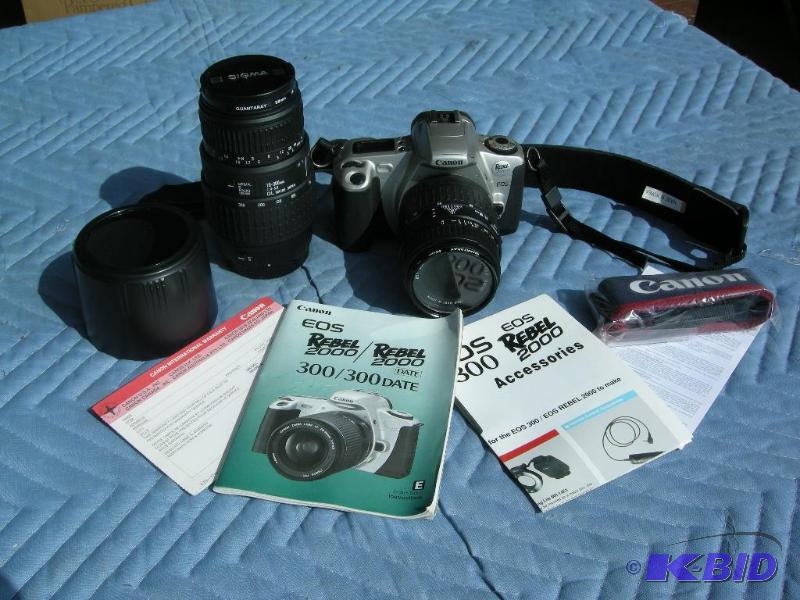 lot 41 image: Canon EOS Rebel 2000 camera