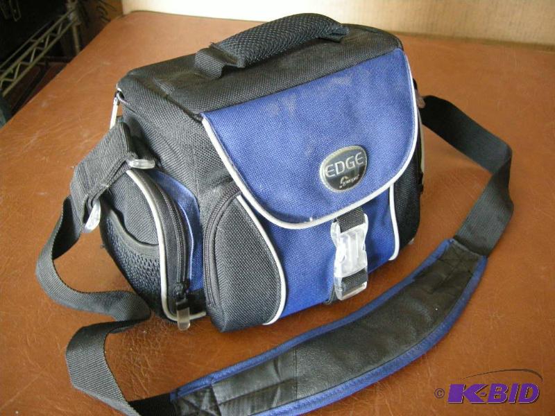 lot 46 image: Edge camera bag