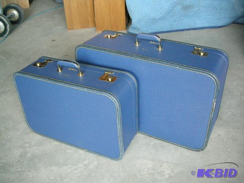 lot 67 image: Vintage Lady Baltimore luggage