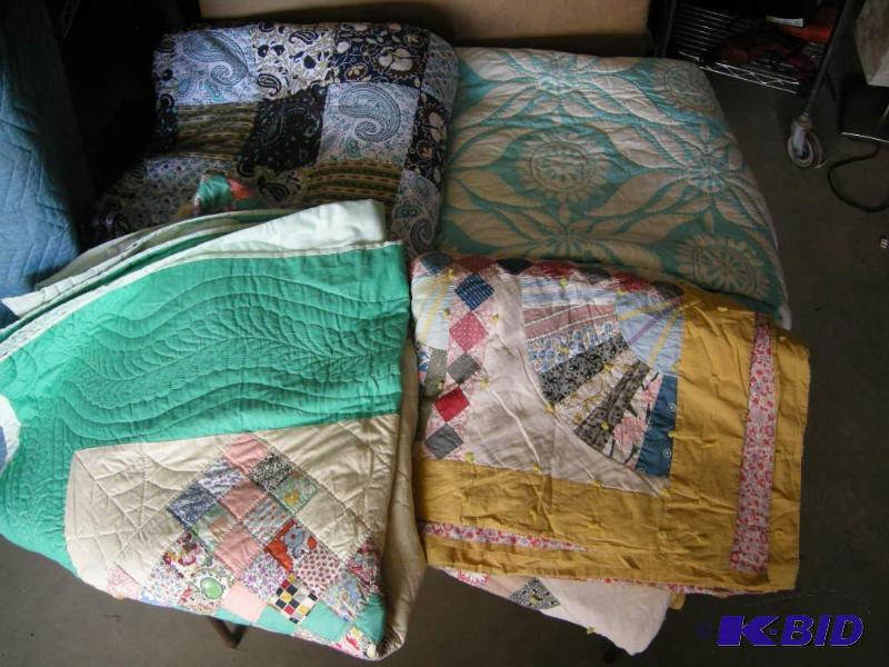 lot 73 image: Quilts