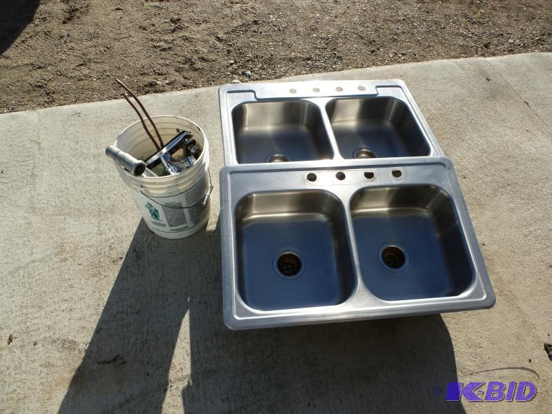 Stainless steel sinks 2 bay sinks with fauce...