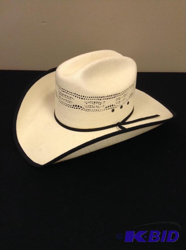 lot 46 image: Moksman straw Cowboy hat size 7 cream wblack