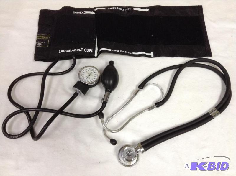 lot 51 image: Veridian Large Blood Pressure Cuff & Stethoscope