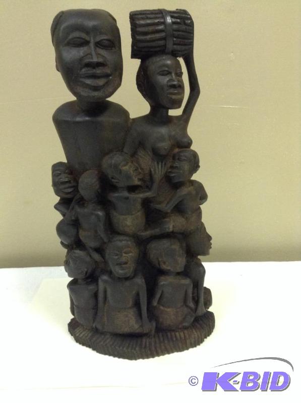 lot 58 image: African Statue
