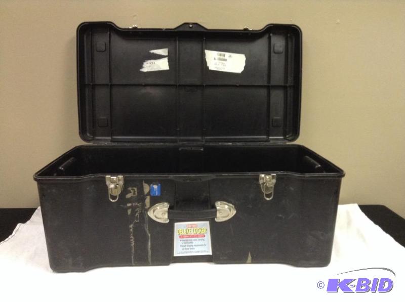 lot 60 image: Contico Deluxe Locker