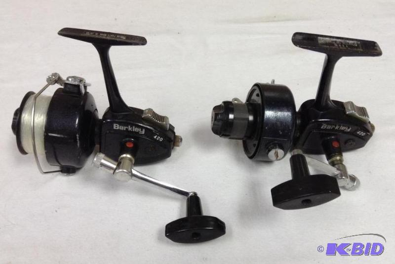 lot 67 image: 2 Vintage Berkley 420 Fishing Reels