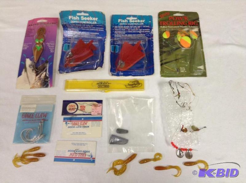 lot 81 image: Lot of Fishing Lures, Rig, Depth Controllers & More