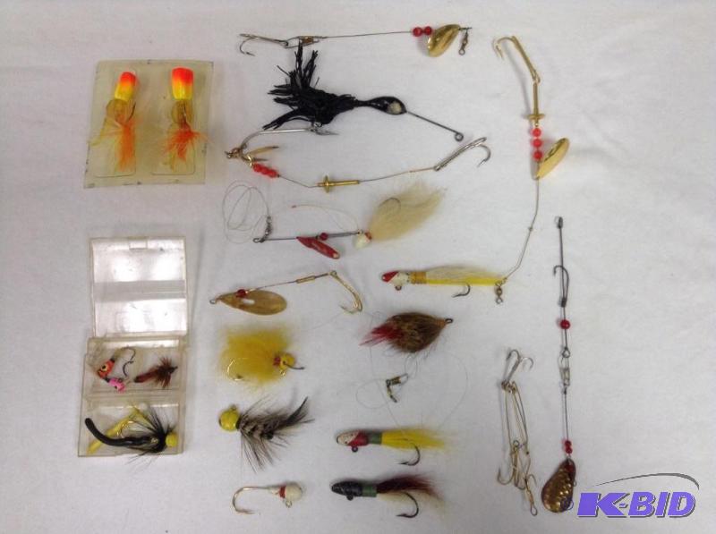 lot 82 image: Fishing Lure