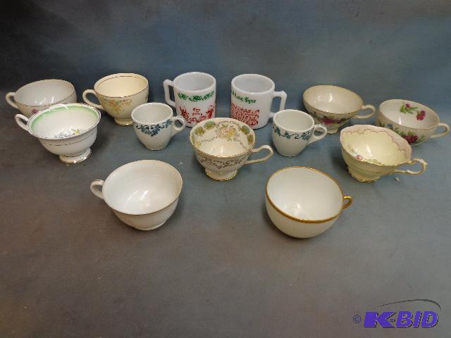 lot 116 image: Box of Assorted Bone China Cups   Salisbury  ...
