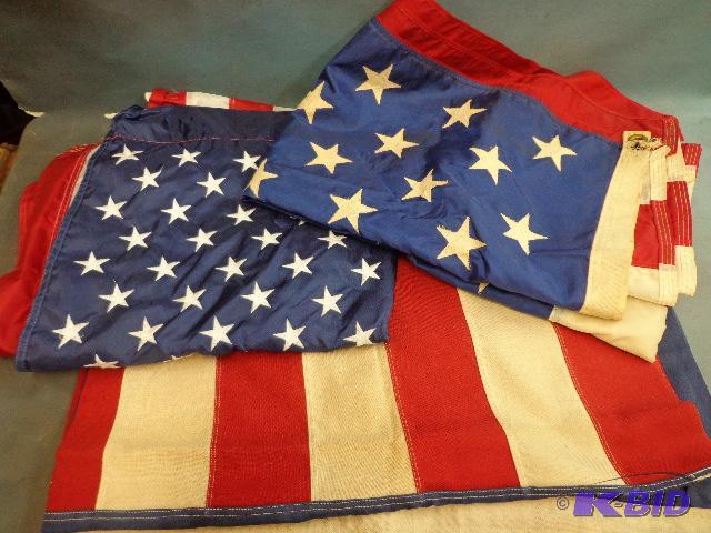 lot 165 image: (3) American Flags   60 x 44  50 x 30  64 x 4...