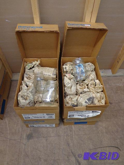lot 204 image: 4 Cases of Glass Jars   Pints and Quarts ...