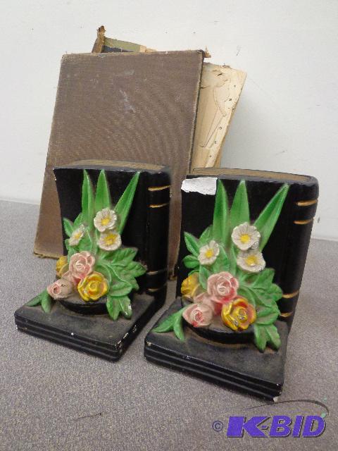 lot 21 image: Webster Dictionary and Ceramic Bookends   Dic...