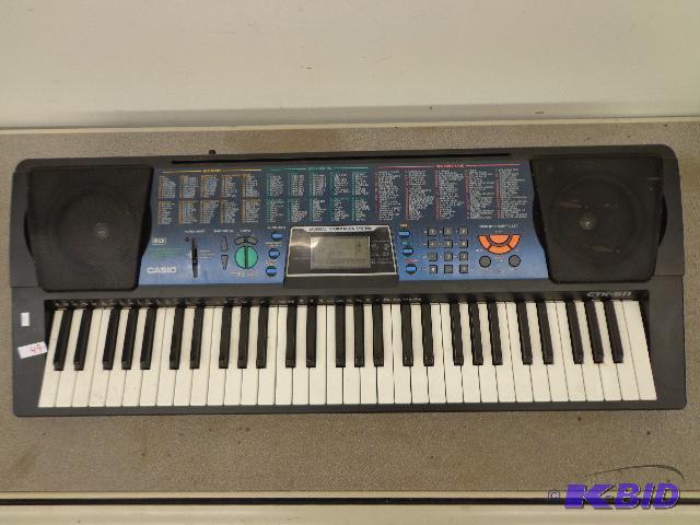 lot 49 image: Casio&nbspKeyboard CTK-511   100 song bank  ...
