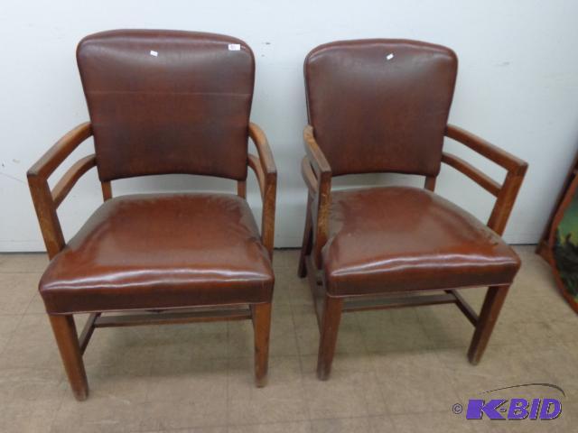 lot 57 image: (2) Brown Leather Chairs   very good conditio...
