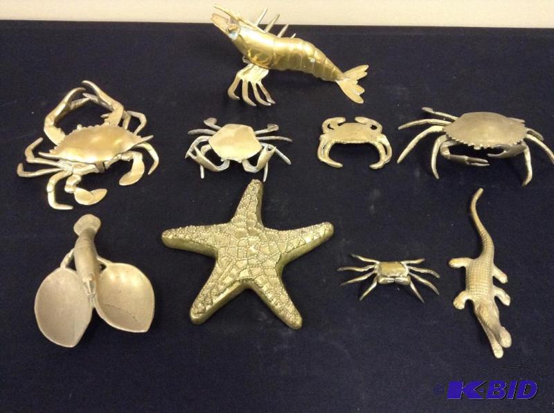 lot 111 image: Brass Sea Life Collection - Crabs, Lobster, Starfish & Alligator