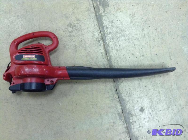 lot 134 image: Craftsman LawnLeaf Blower