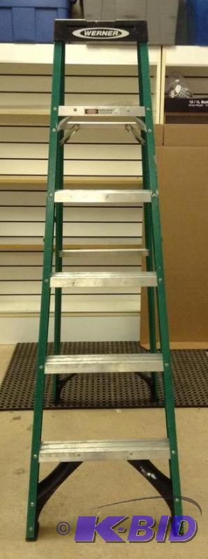 lot 143 image: 6 Werner Fiberglass Ladder
