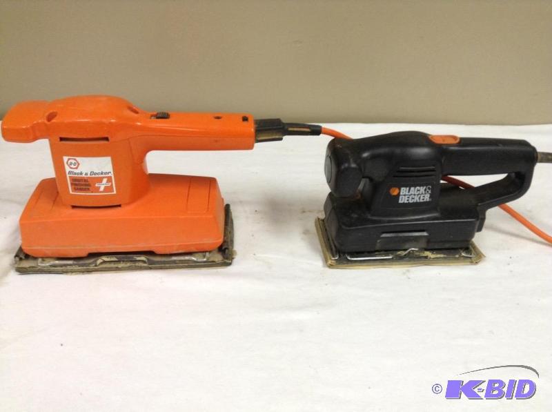 lot 154 image: 2 Black & Decker Sanders