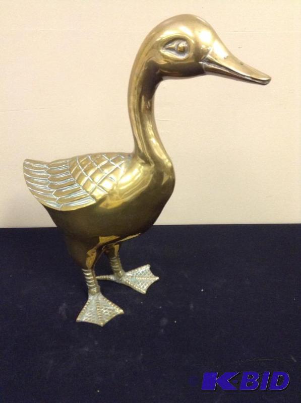 lot 34 image: Large Brass Duck