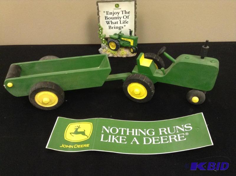 lot 62 image: John Deere Collectibles