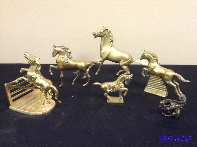 lot 98 image: Brass Horse Collection