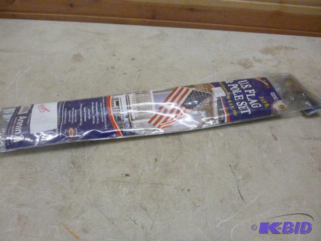 U.S. Flag Pole Set No flag....
