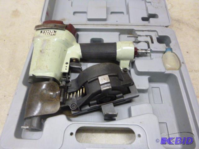 lot 10 image: Tool Shop Roofing Nailer with Case...