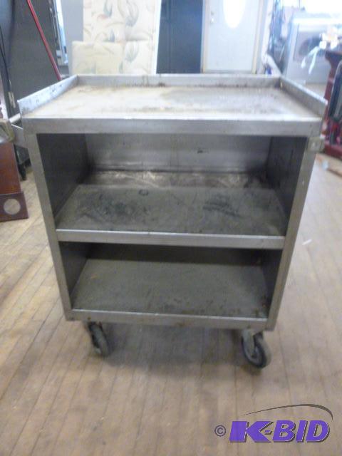 lot 20 image: Metal Shop Carton on Casters...