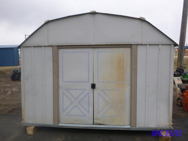 lot 5 image: Metal Storage Shed 8 X 10 - Has floor....