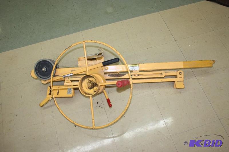 lot 20 image: Panel Lift Sheet Rock Lifter Accessory.