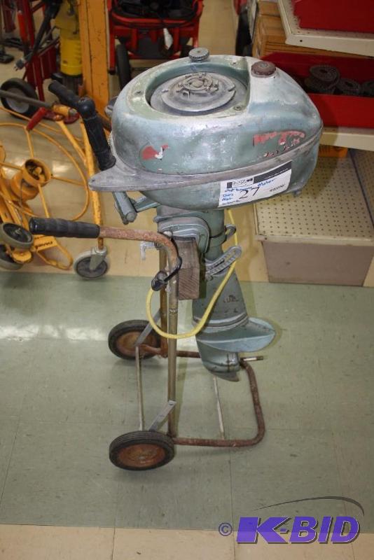 lot 27 image: Johnson Outboard Motor, Does Not Work.