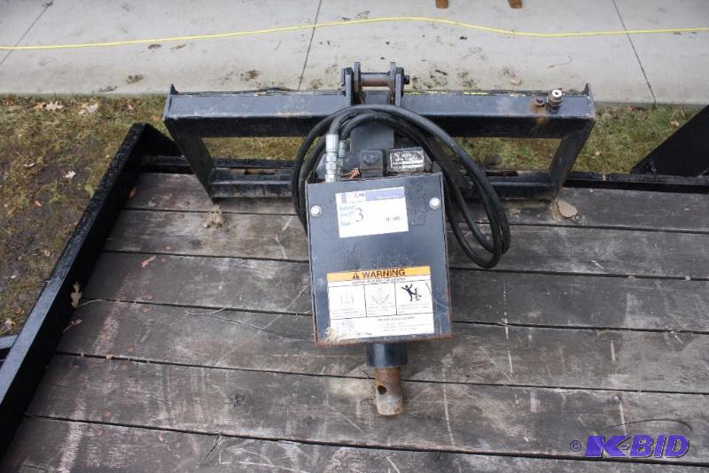 lot 3 image: Bobcat Auger Head, Model 1200 E.