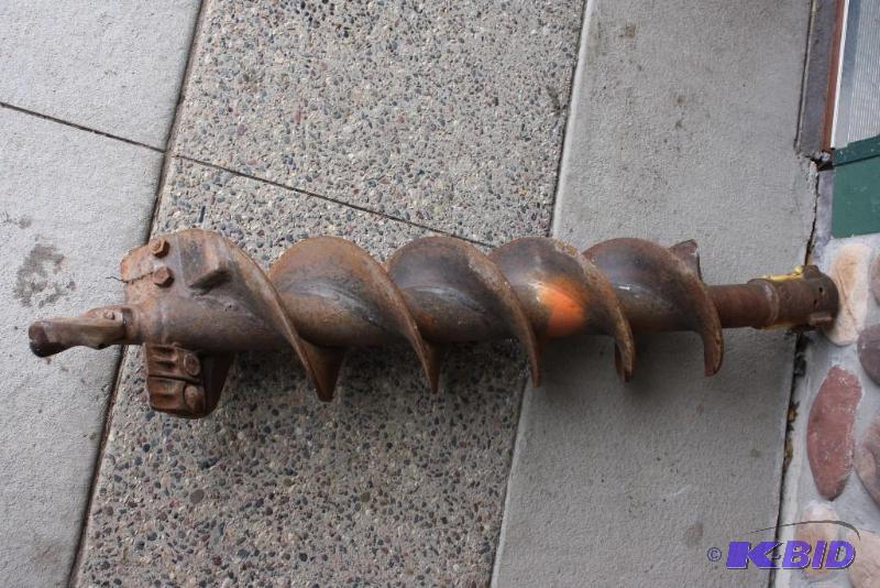 lot 5 image: Auger Bit Attachment Metal 51.