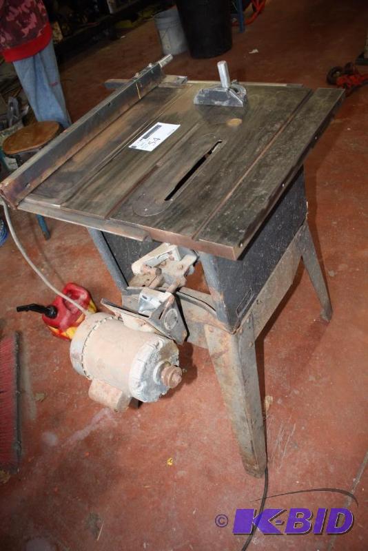 lot 54 image: Table Saw, 30x30x37, Model 113.299040.
