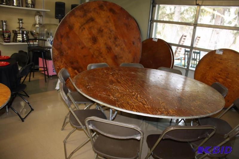 lot 70 image: Lot of (22) Including (2) 72 Tables and (20) Chairs.