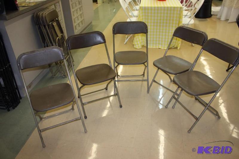lot 72 image: Lot of (20) Chairs.