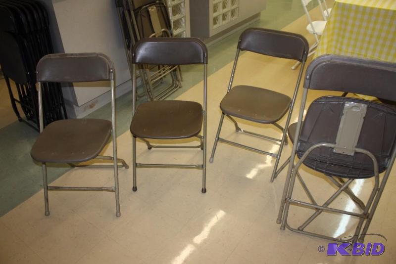 lot 73 image: Lot of (20) Chairs.