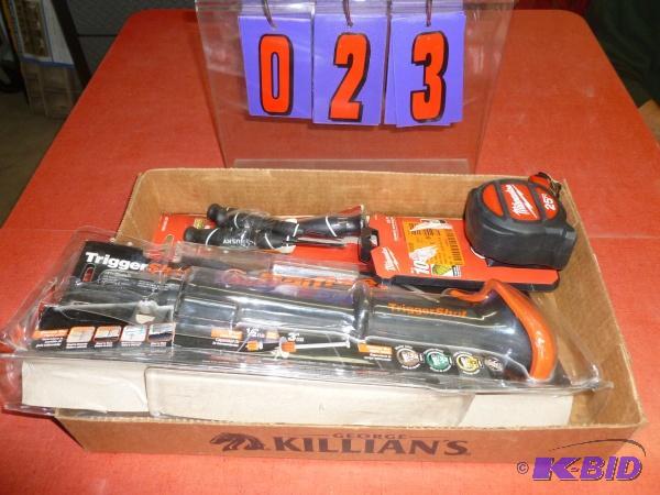 Flat as shown. Tape measure, ram set and powe...