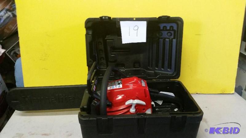 lot 119 image: Homelite 14 in chainSaw