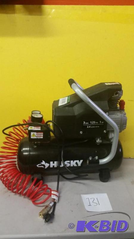 lot 131 image: Husky 3 Gal Air Compressor