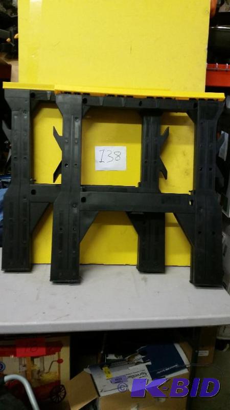 lot 138 image: Workhorses set of 2